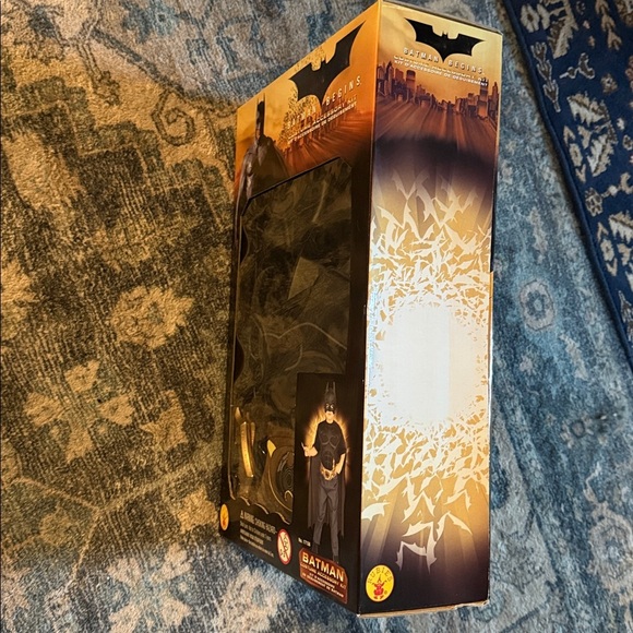Batman Halloween Costume. Batman Begins costume and accessories. New in box - Picture 5 of 7